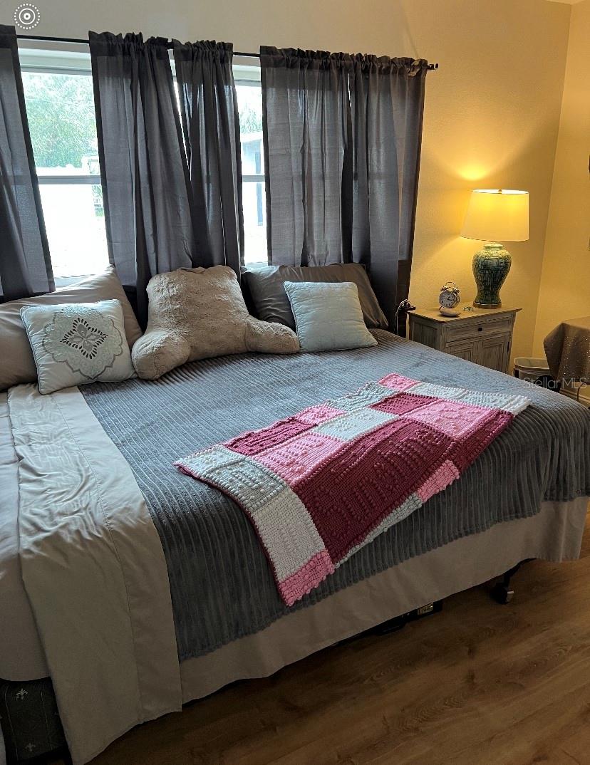 Image 43 of 71 For 405 Orion Avenue