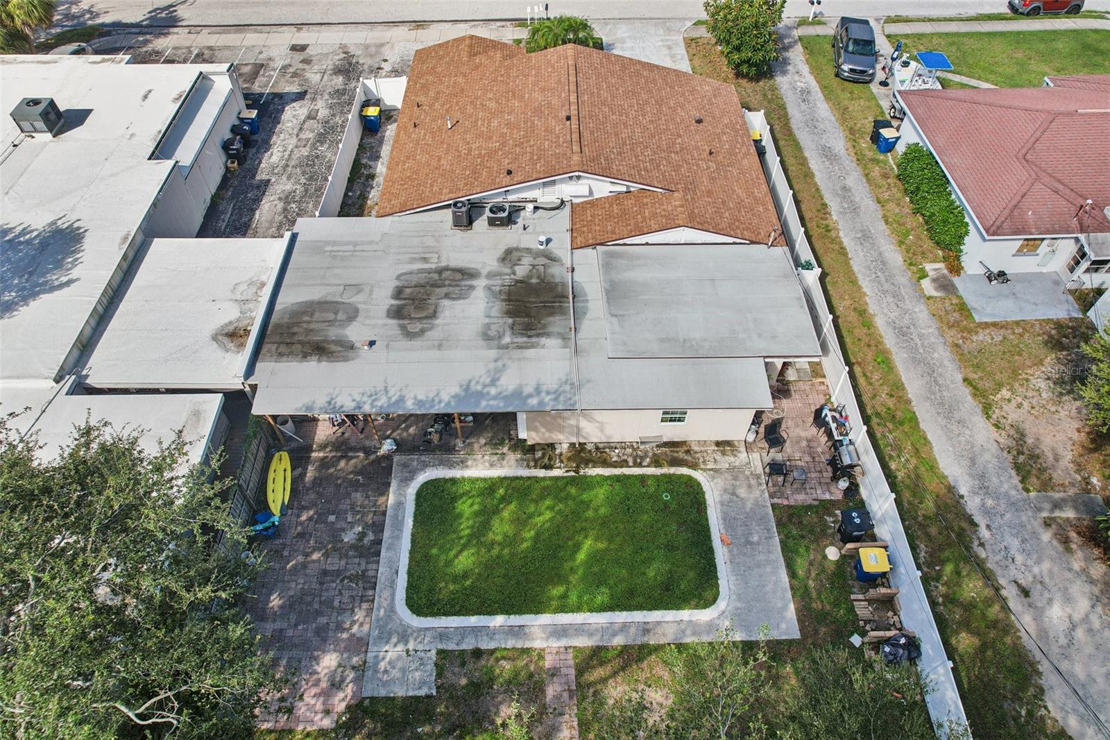 Image 51 of 71 For 405 Orion Avenue