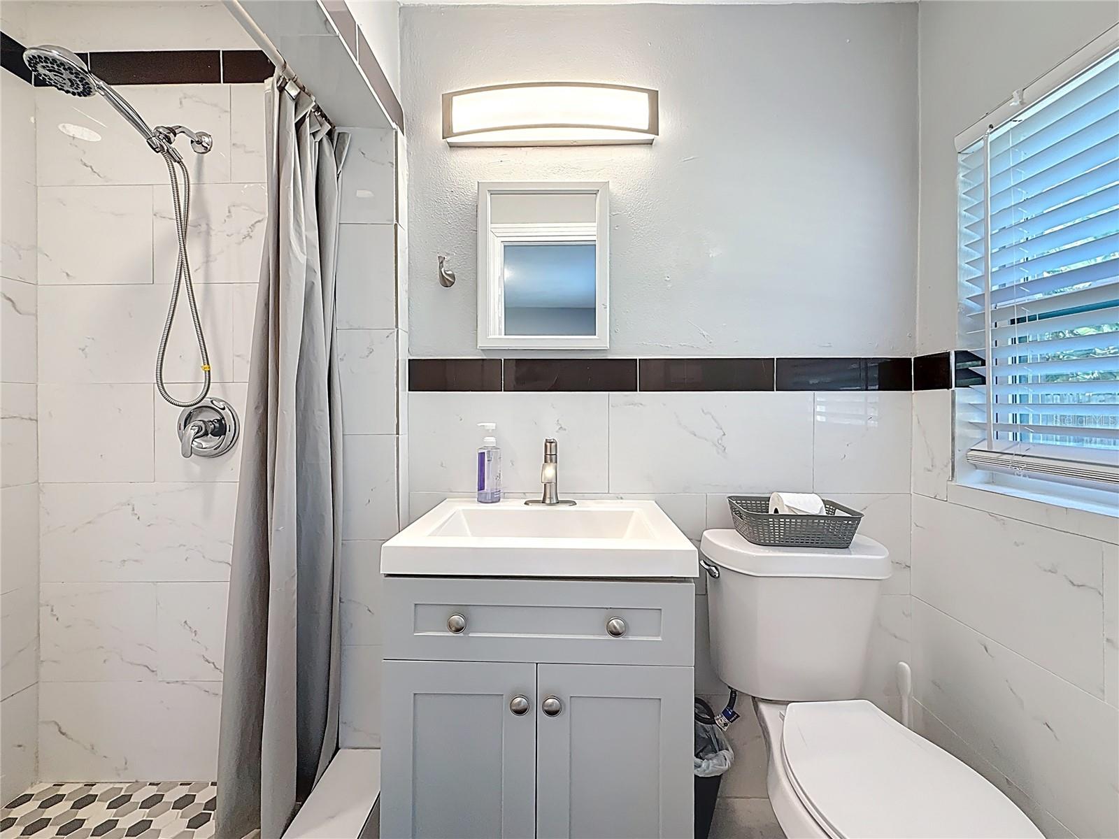 Image 23 of 34 For 1408 Rogers Street