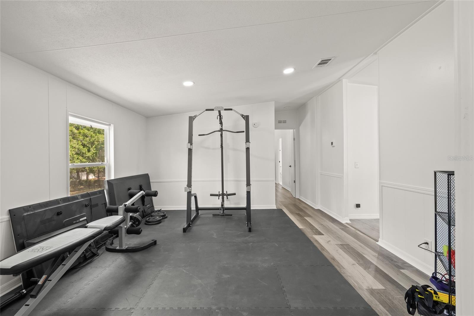 Image 32 of 76 For 4425 Pine Street