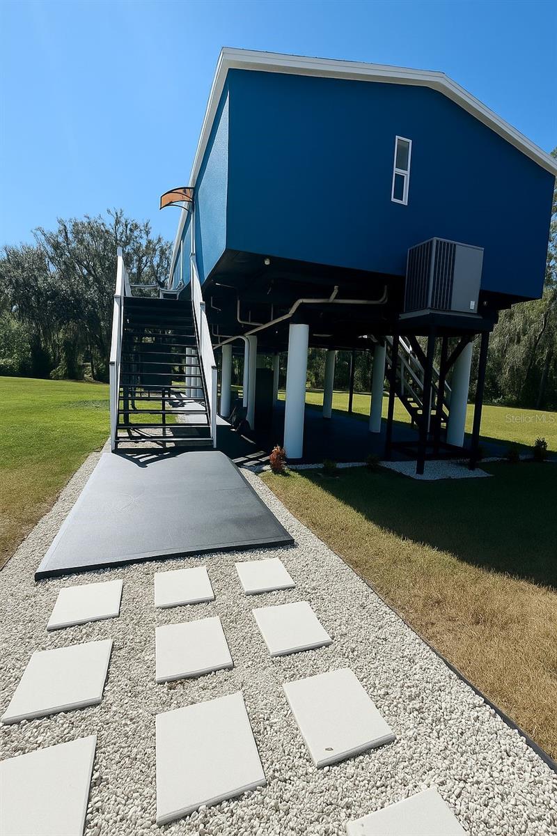 Image 9 of 76 For 4425 Pine Street