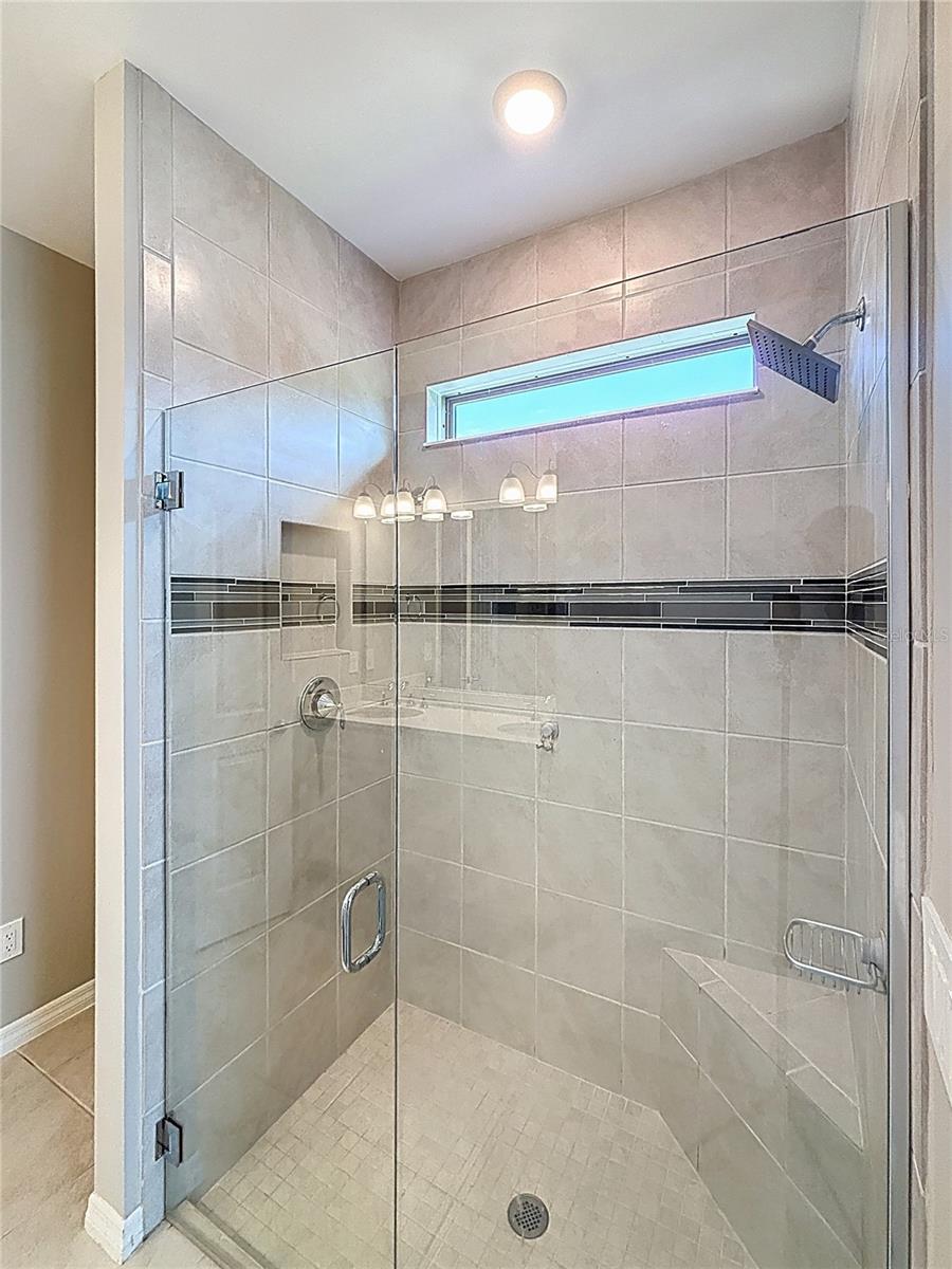 Image 23 of 45 For 177 Villoresi Boulevard