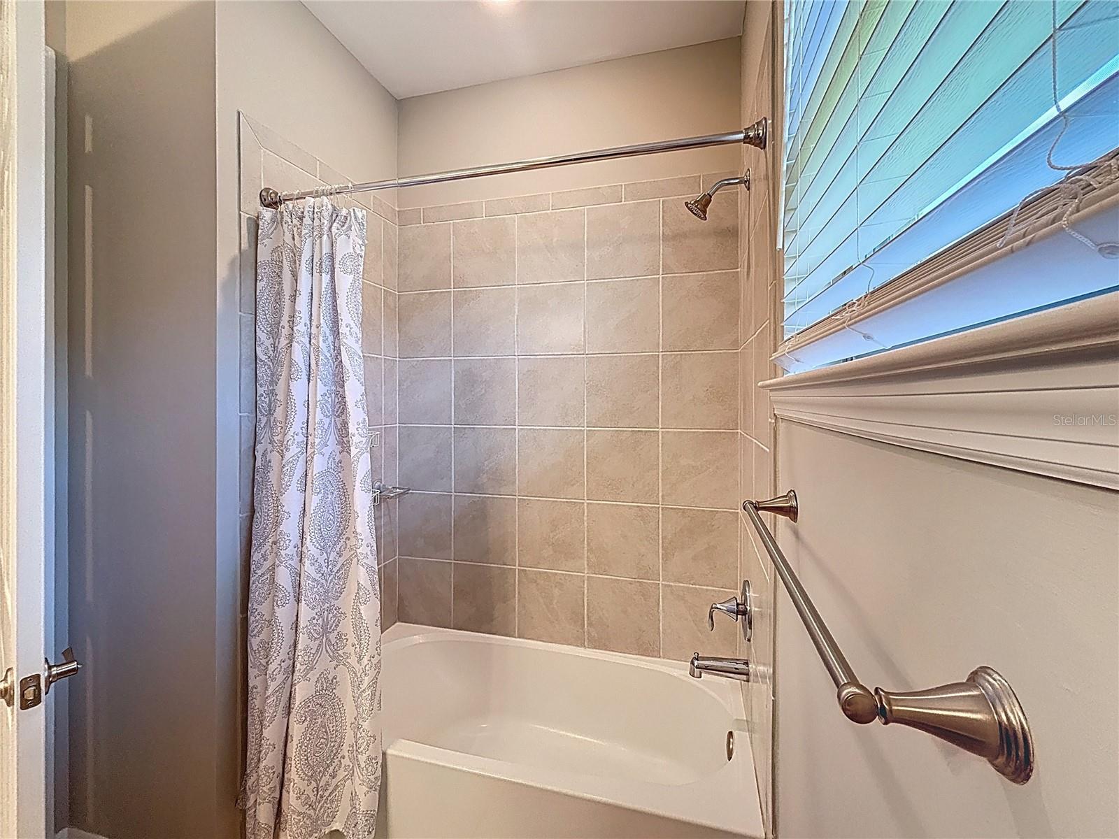 Image 27 of 45 For 177 Villoresi Boulevard