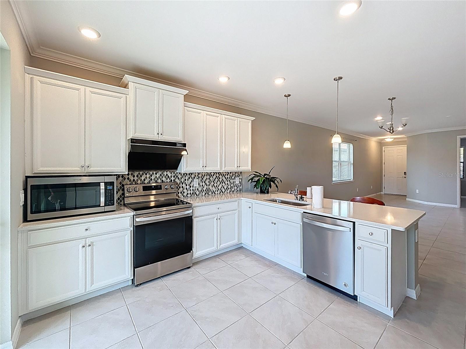 Image 7 of 45 For 177 Villoresi Boulevard