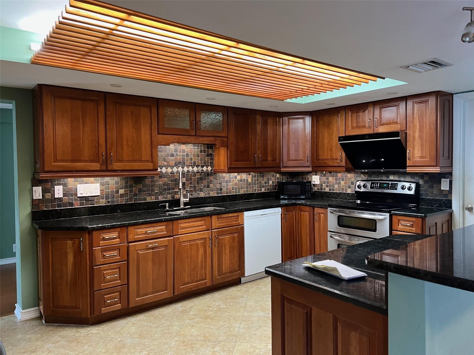 Image 12 of 28 For 3270 Causeway Drive