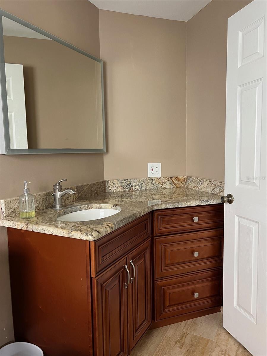 Image 17 of 28 For 3270 Causeway Drive