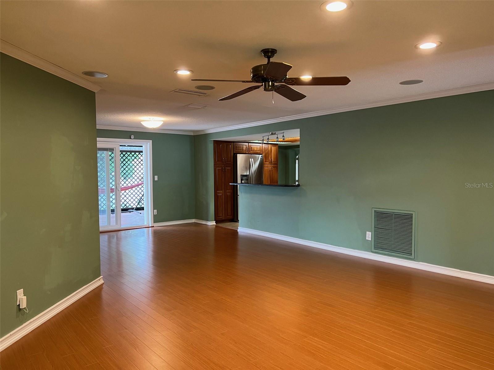 Image 25 of 28 For 3270 Causeway Drive