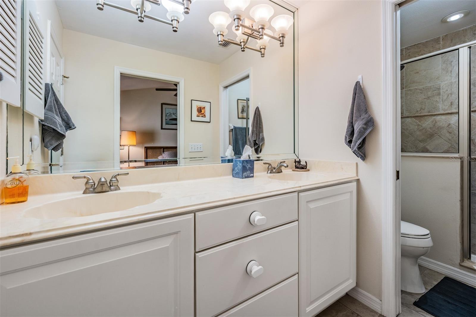 Image 15 of 60 For 17569 Fairmeadow Drive