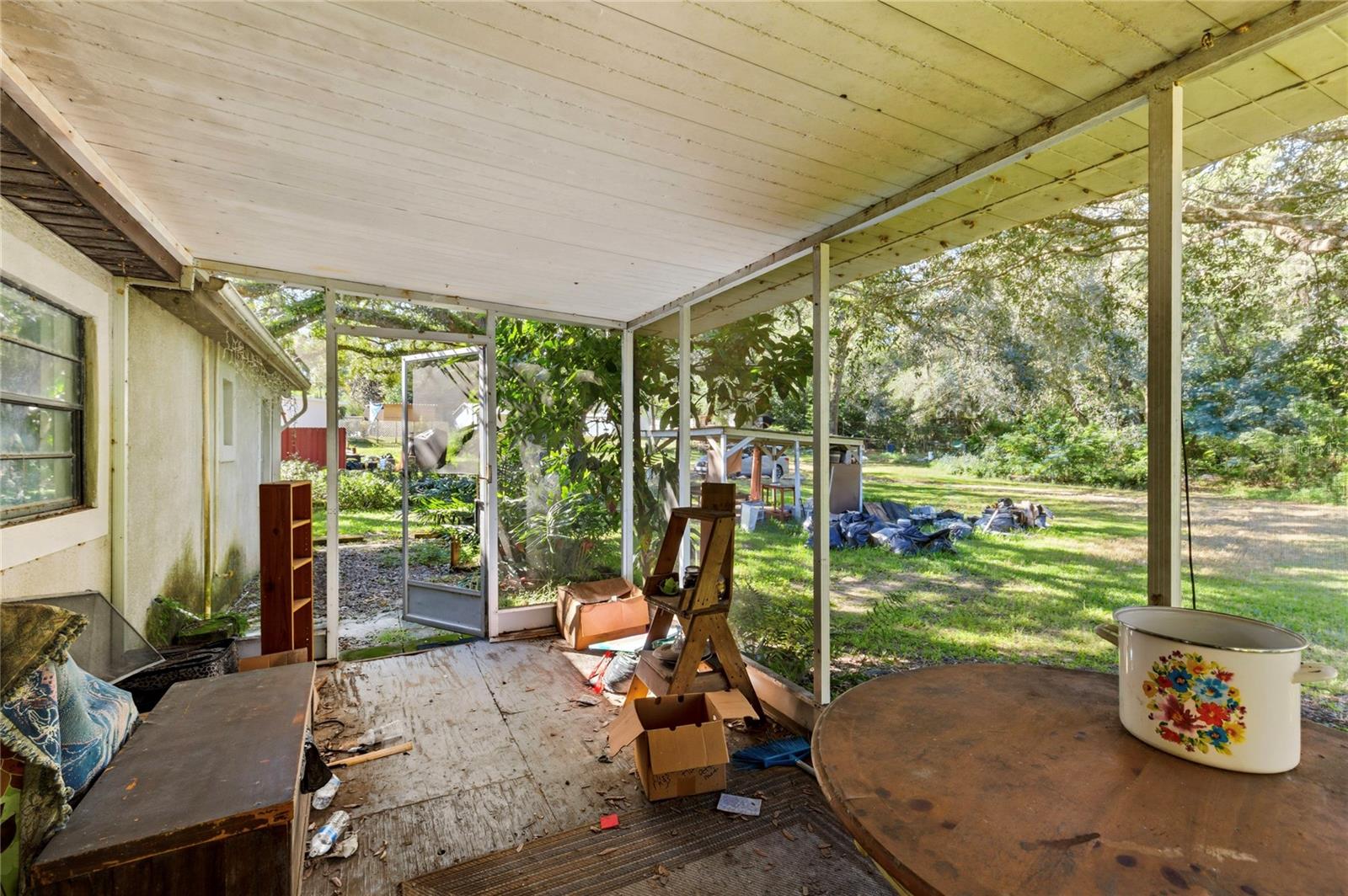 Image 23 of 61 For 15217 Myrtle Street