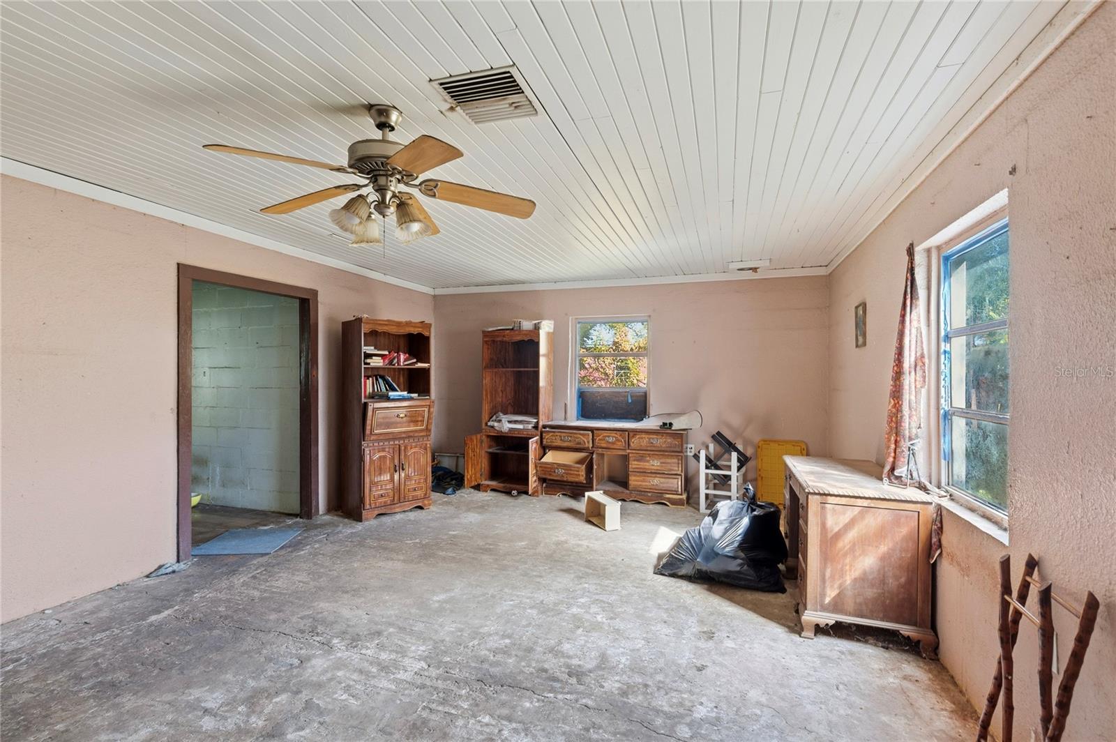 Image 30 of 61 For 15217 Myrtle Street