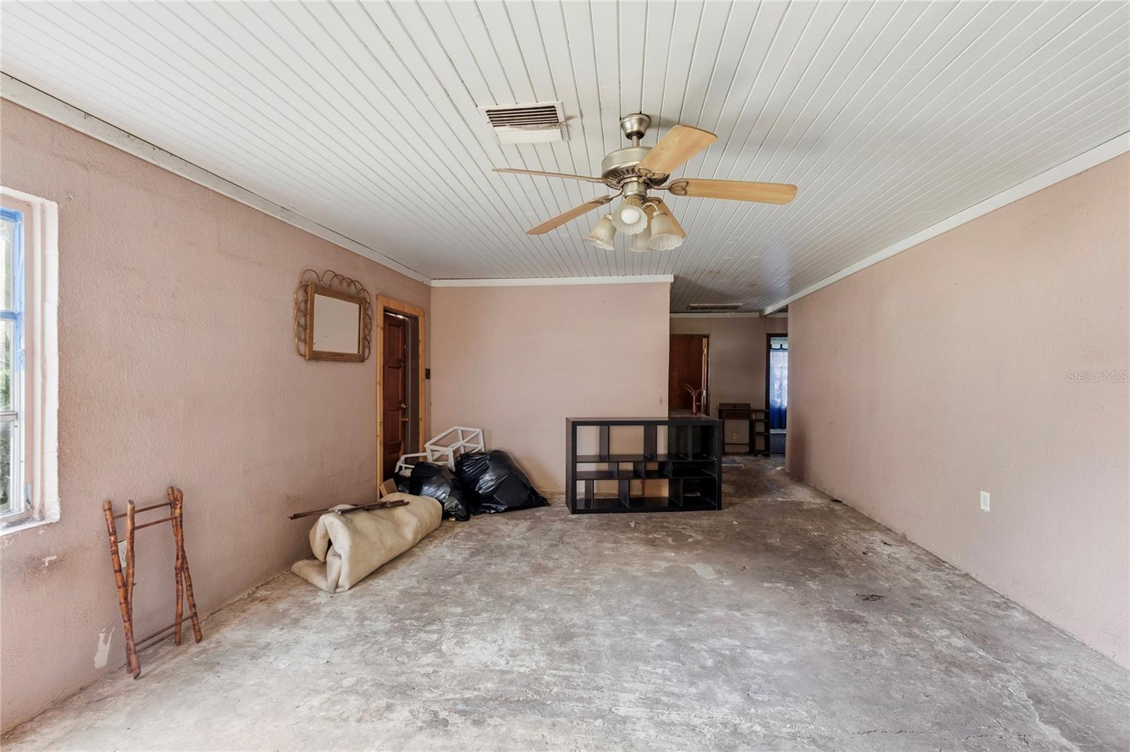 Image 31 of 61 For 15217 Myrtle Street