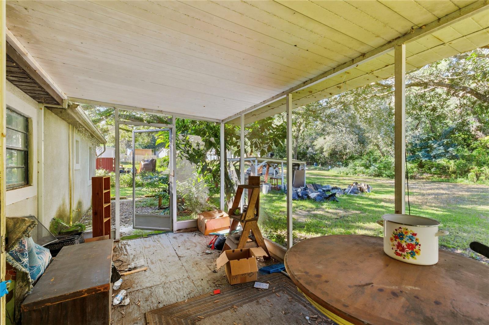 Image 36 of 61 For 15217 Myrtle Street