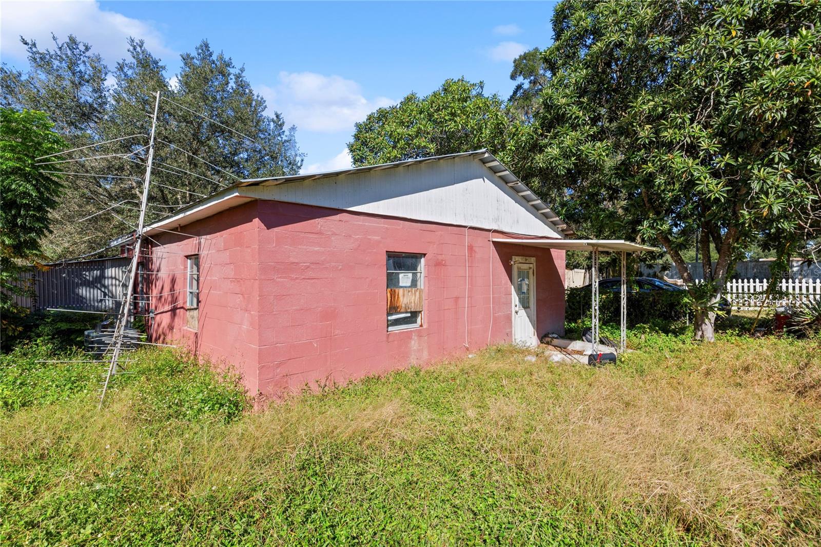 Image 41 of 61 For 15217 Myrtle Street