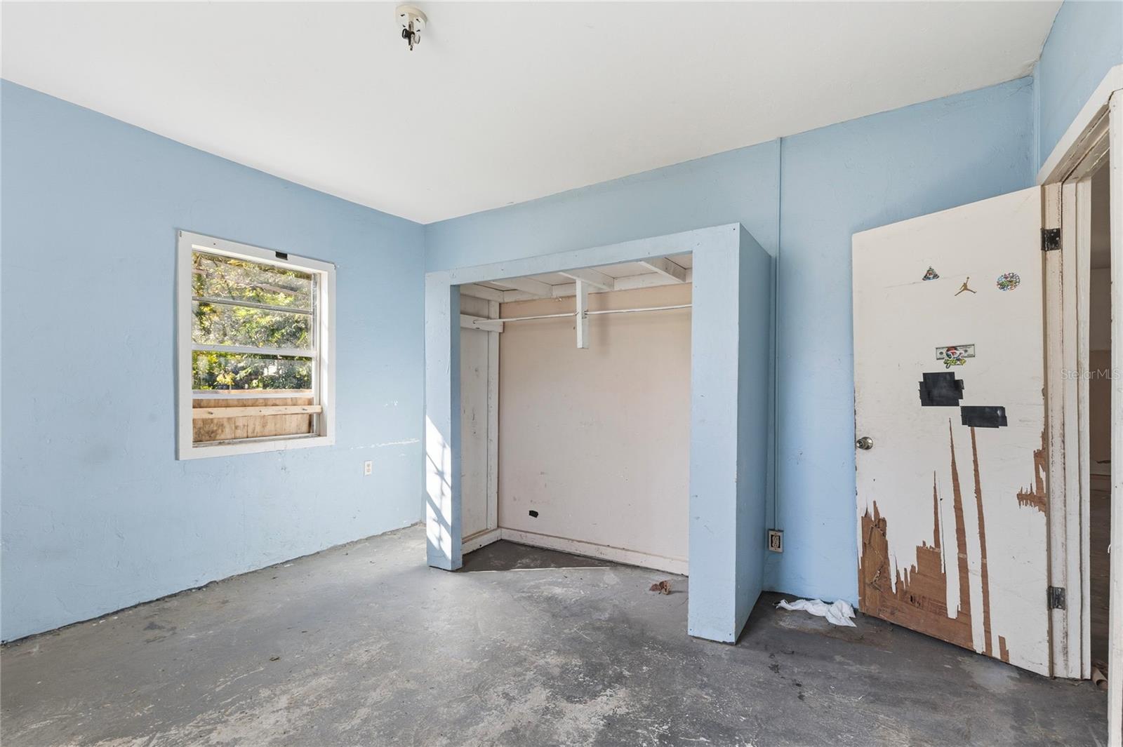 Image 45 of 61 For 15217 Myrtle Street