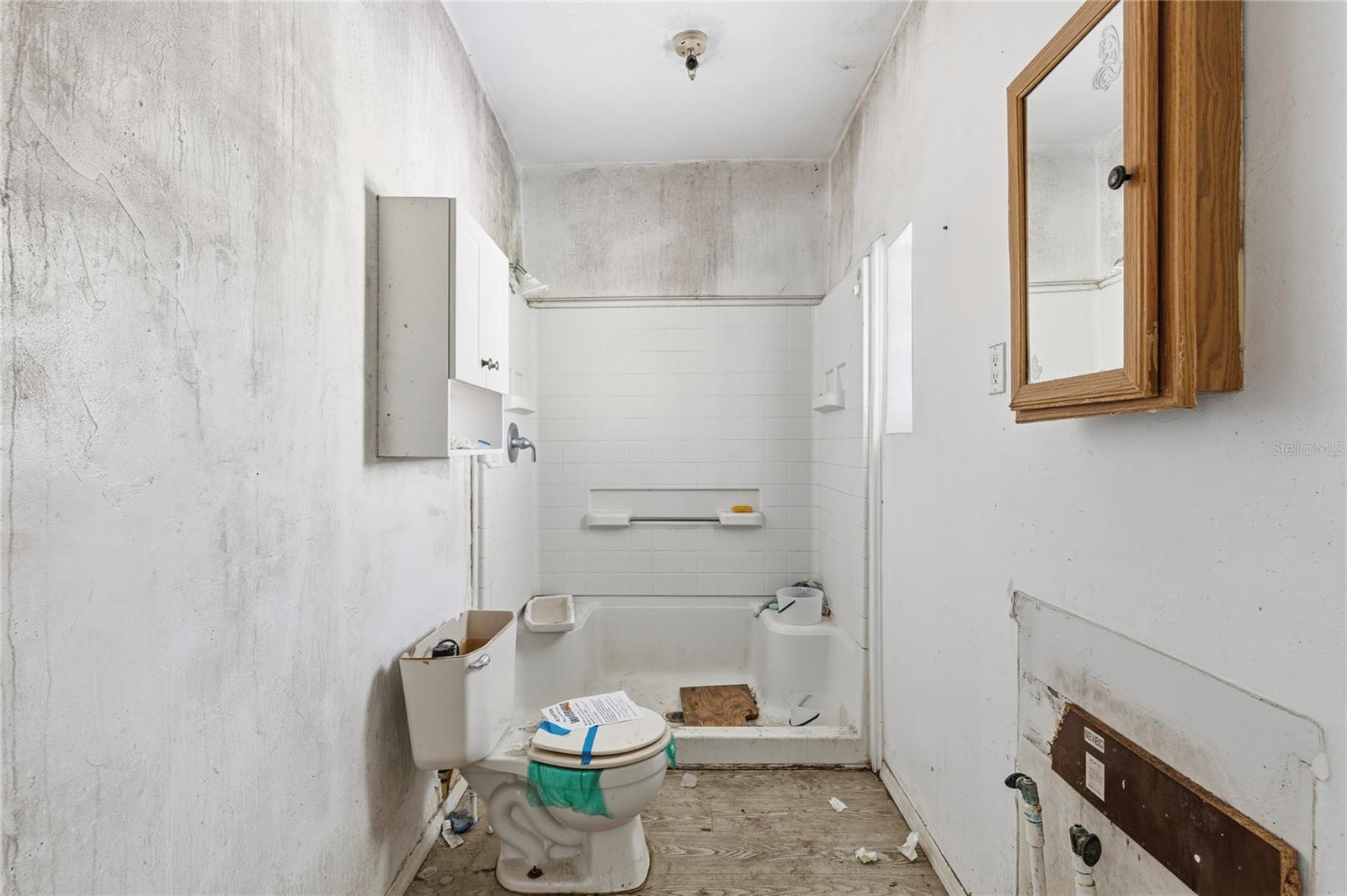 Image 53 of 61 For 15217 Myrtle Street