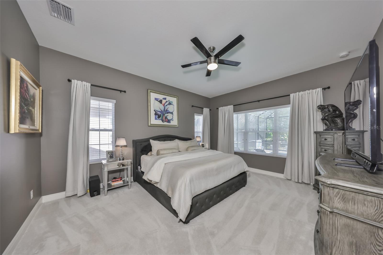 Image 27 of 73 For 6429 Seasound Drive