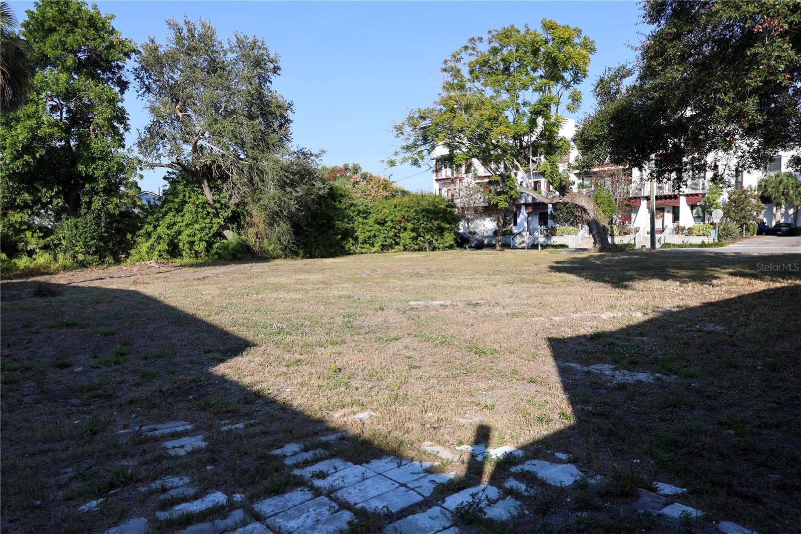 Image 15 of 20 For 952-958 Howard Avenue