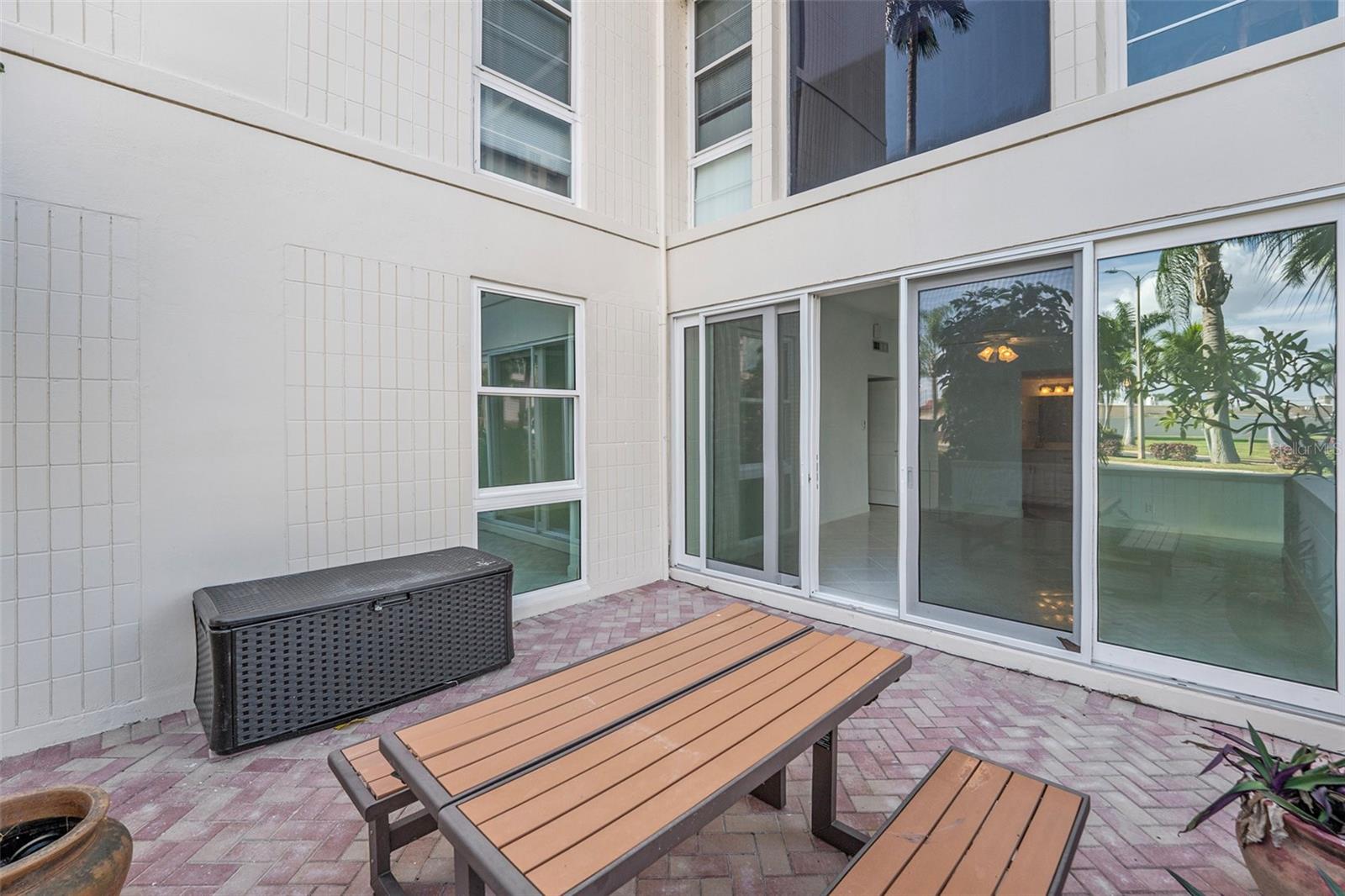 Image 23 of 30 For 7400 Sun Island Drive S 111