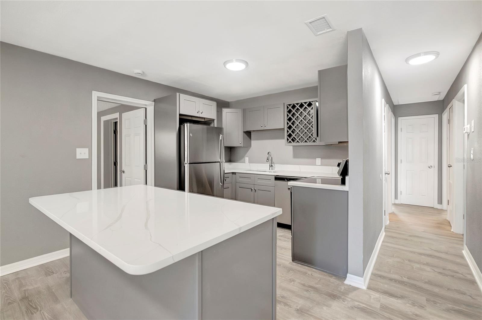 Image 12 of 38 For 3619 Clifton Street