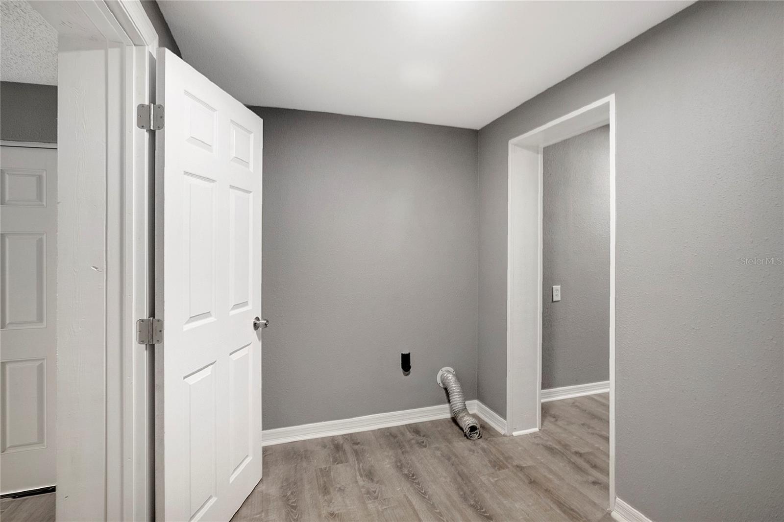 Image 20 of 38 For 3619 Clifton Street