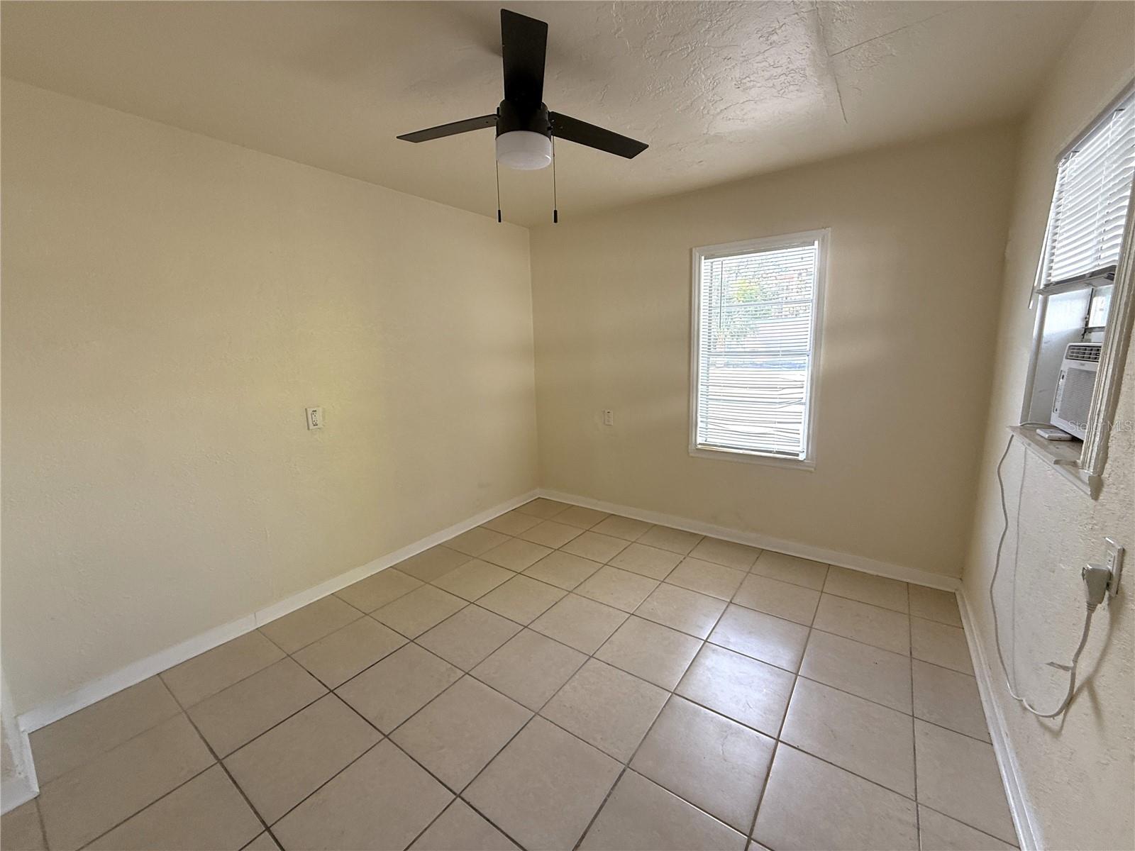 Image 10 of 16 For 12127 Gulf Boulevard 6