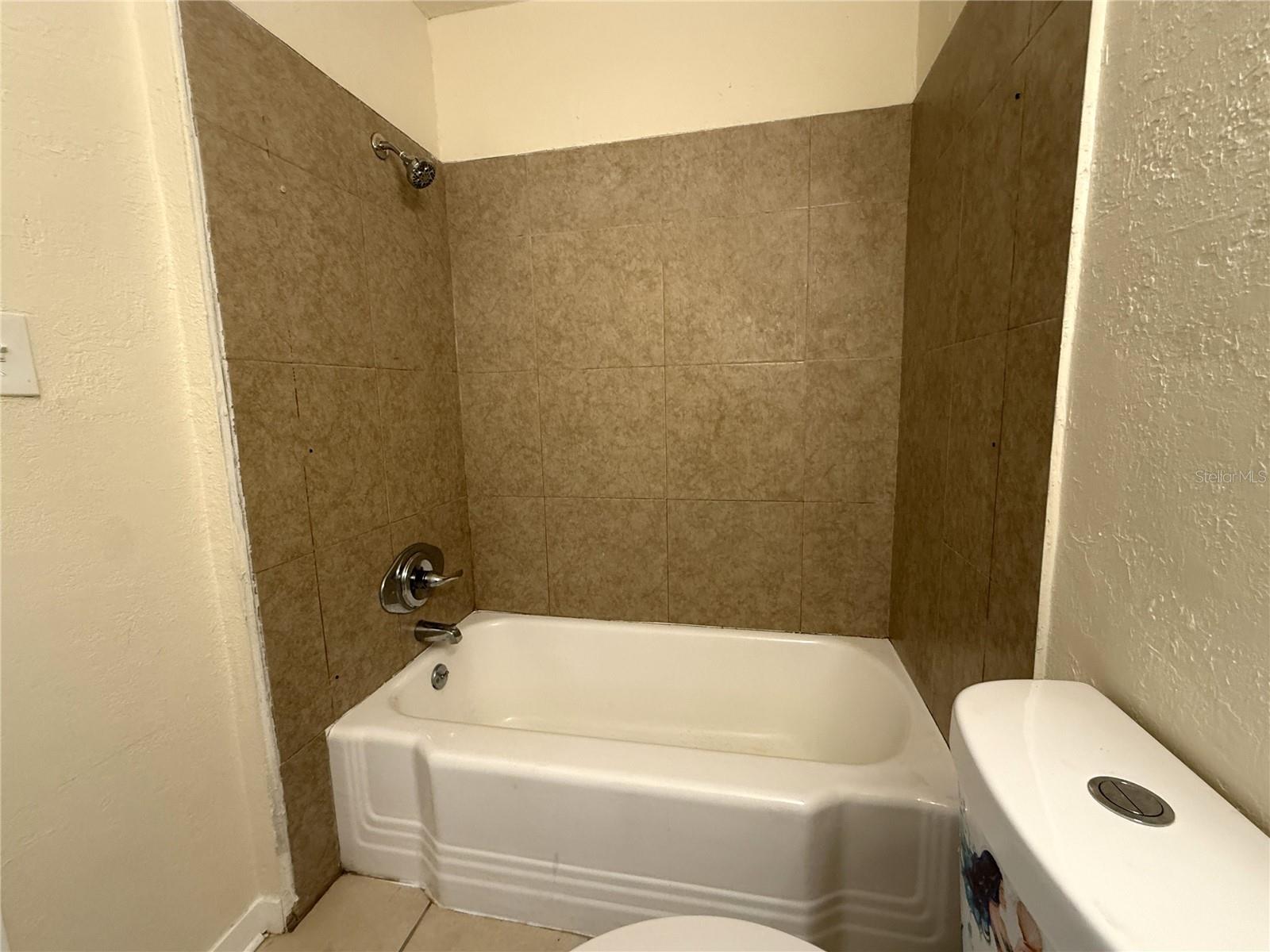 Image 13 of 16 For 12127 Gulf Boulevard 6