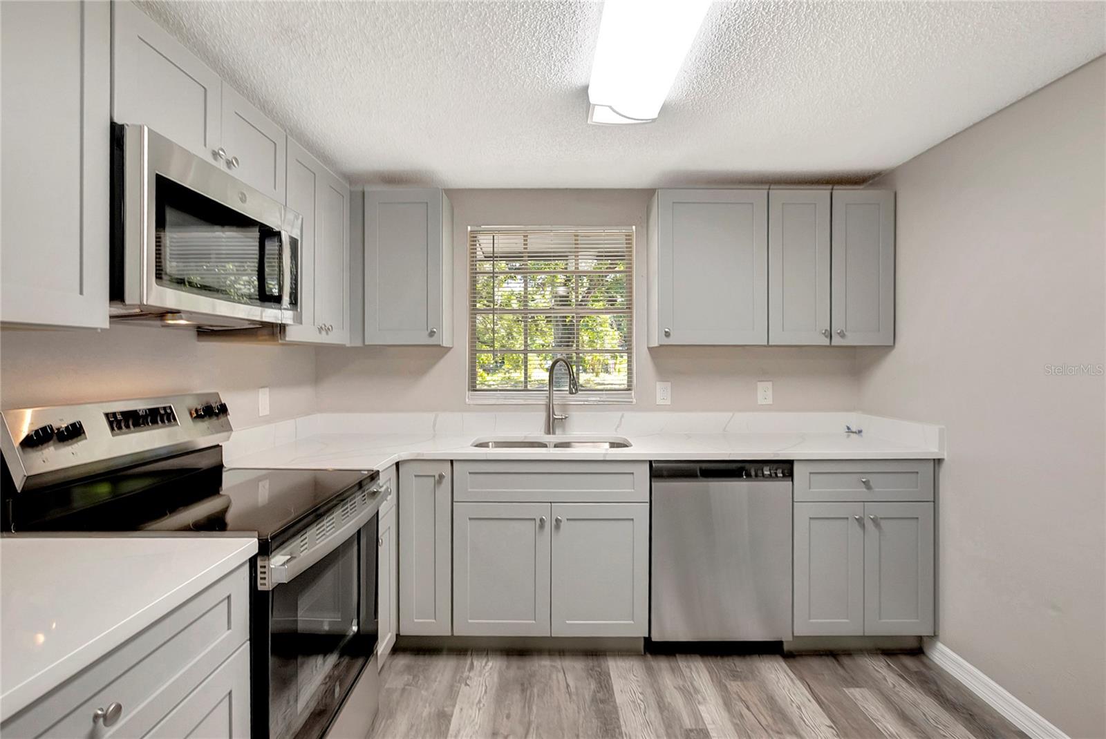 Image 11 of 29 For 1714 Maple Avenue