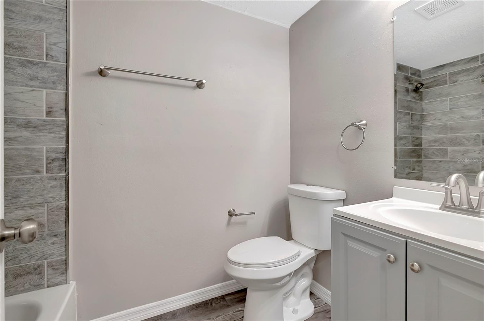 Image 21 of 29 For 1714 Maple Avenue