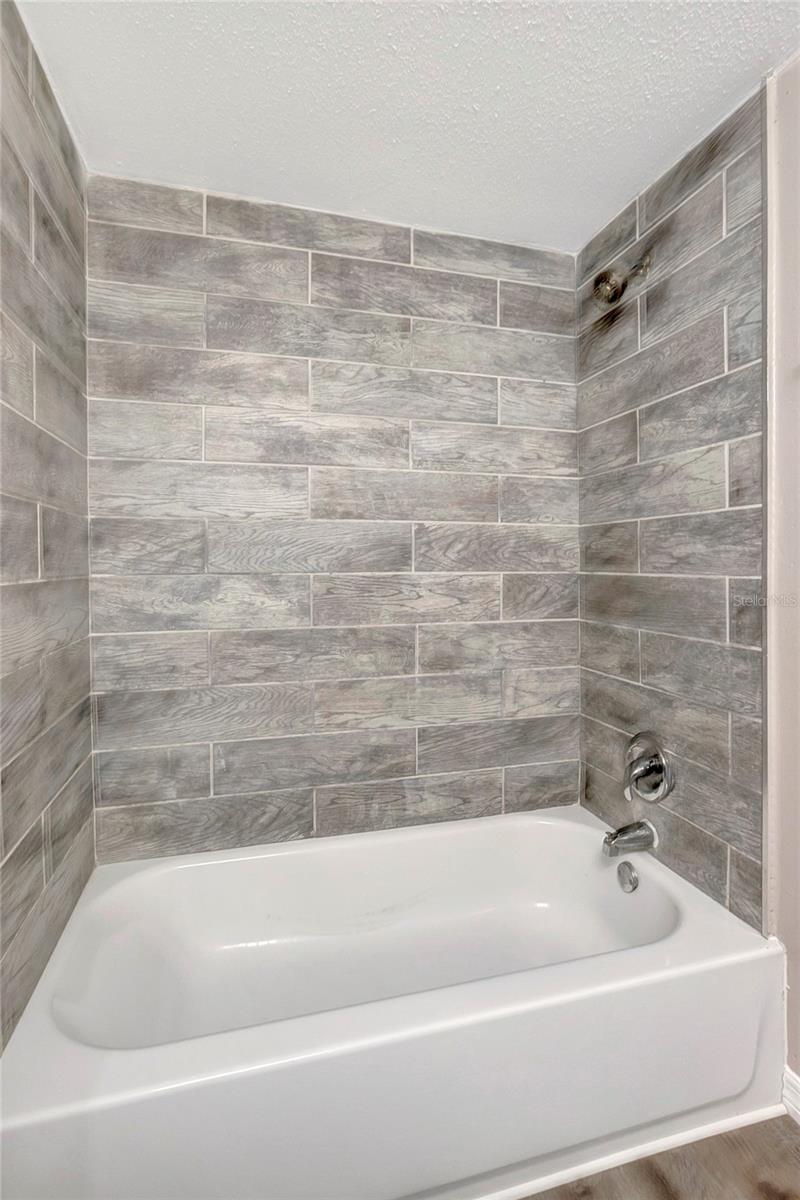 Image 22 of 29 For 1714 Maple Avenue