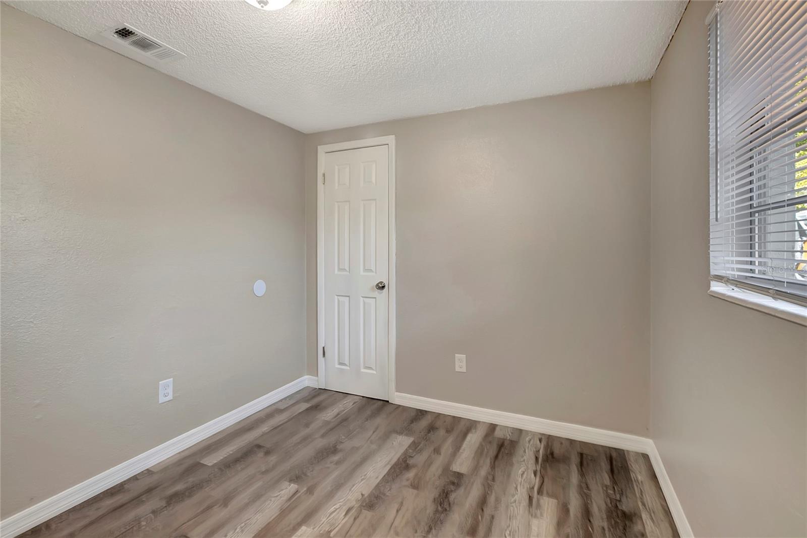 Image 24 of 29 For 1714 Maple Avenue