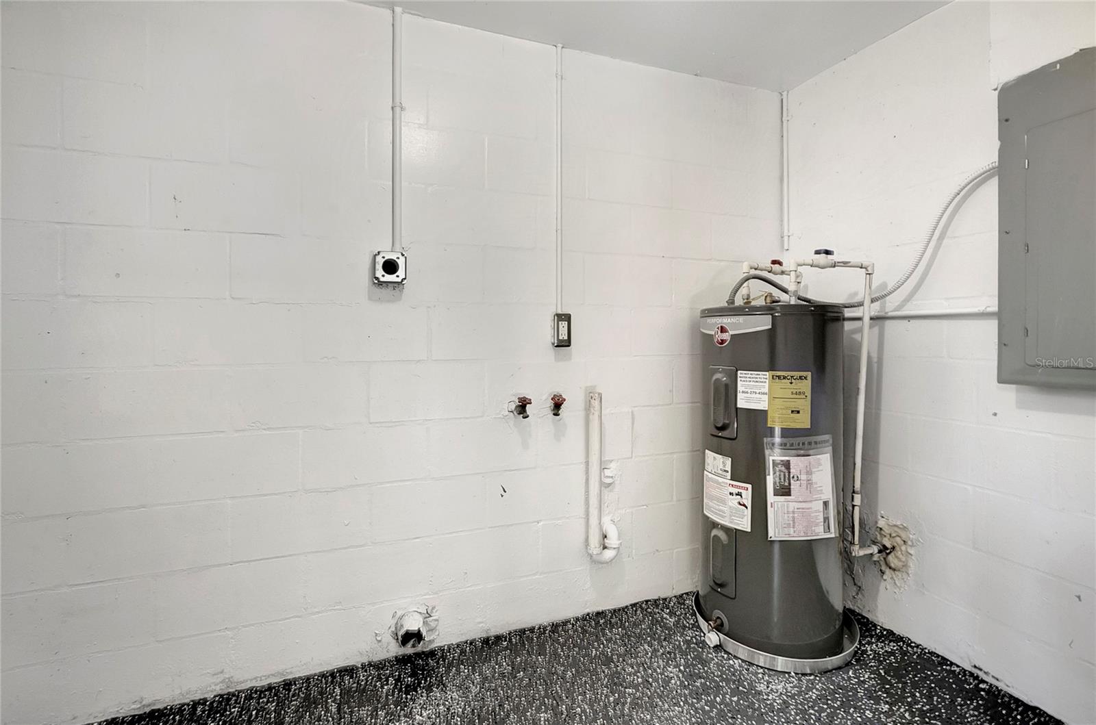 Image 25 of 29 For 1714 Maple Avenue