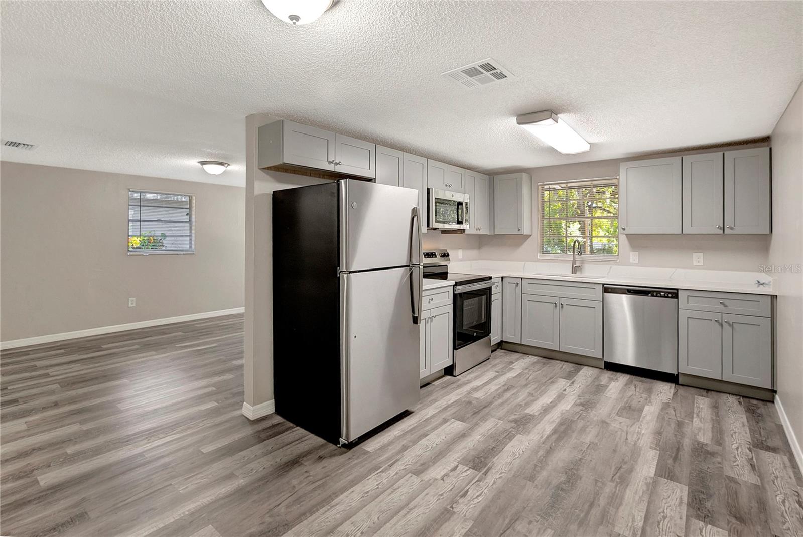 Image 9 of 29 For 1714 Maple Avenue