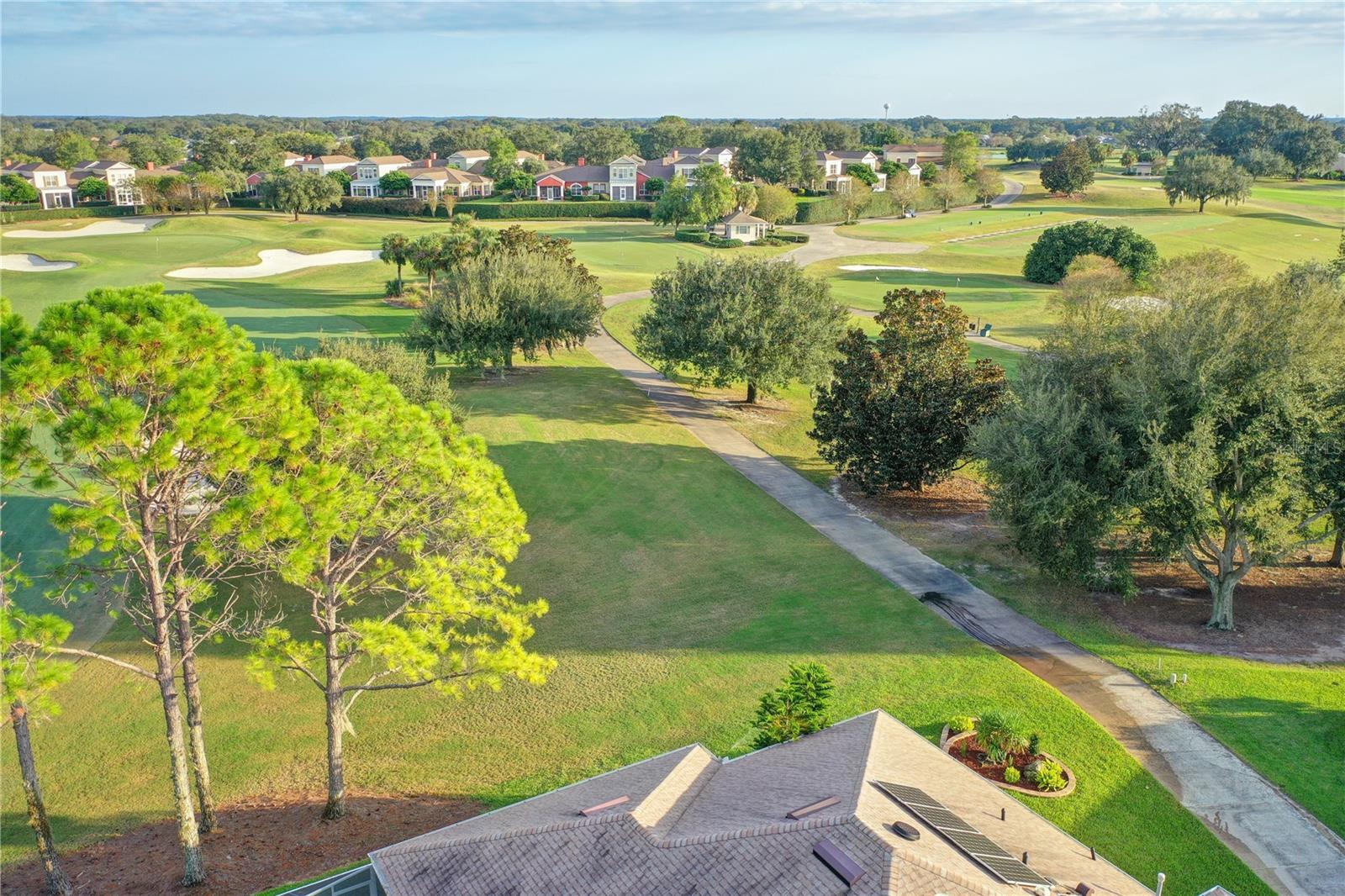 Listing photo id 51 for 1573 Norfolk Avenue