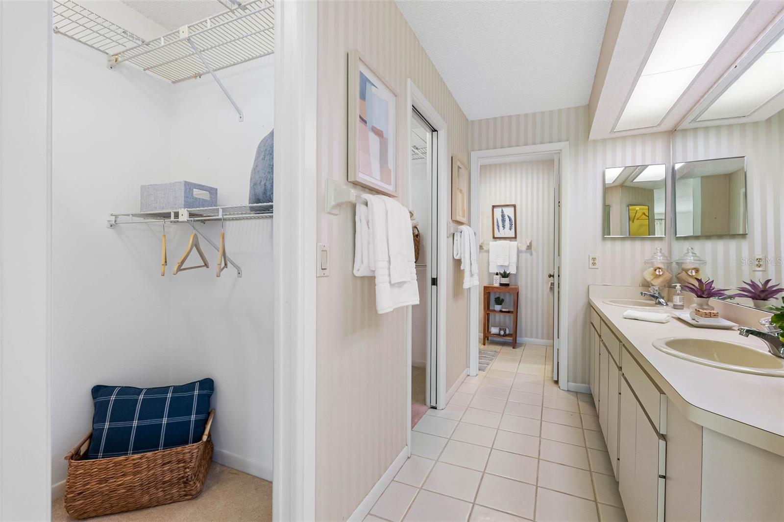 Image 16 of 34 For 5244 Marsh Field Road 6