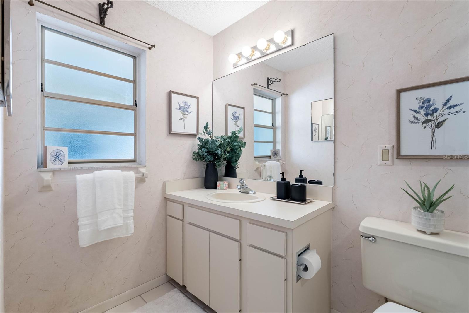 Image 21 of 34 For 5244 Marsh Field Road 6