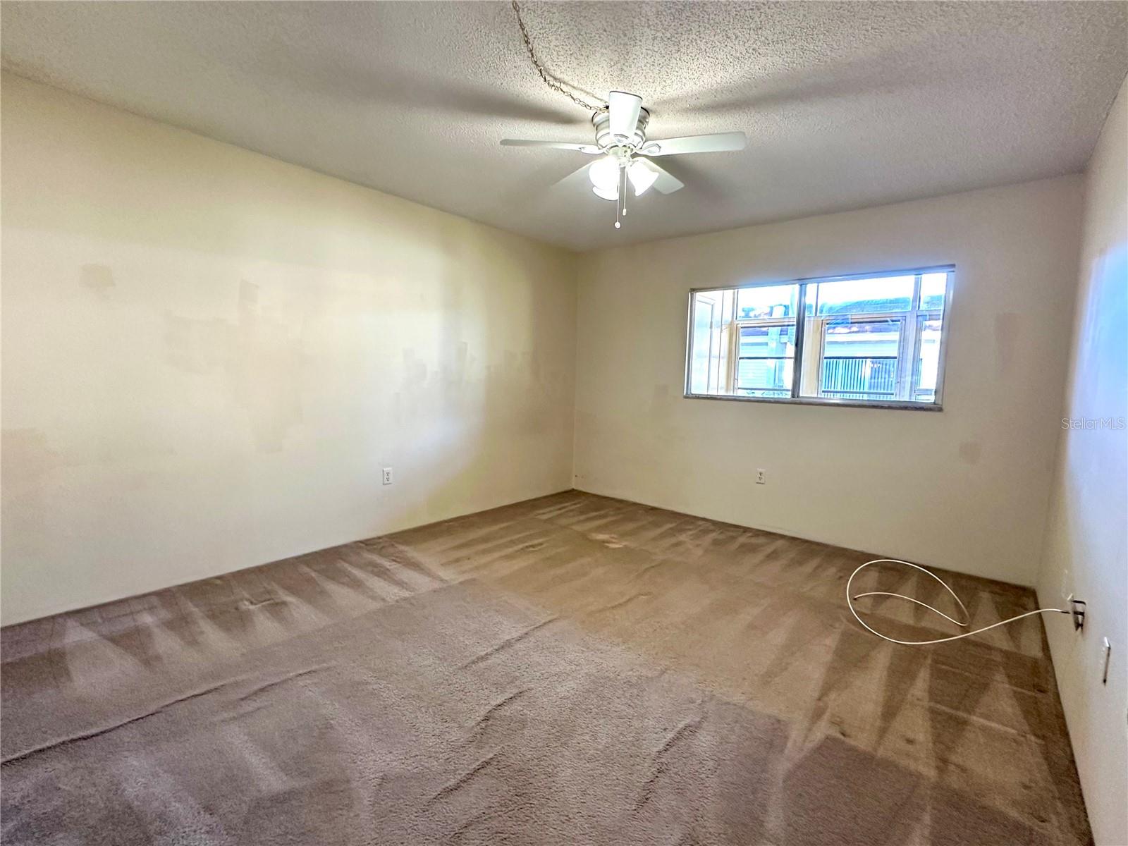 Image 8 of 19 For 13719 Mission Oaks Boulevard