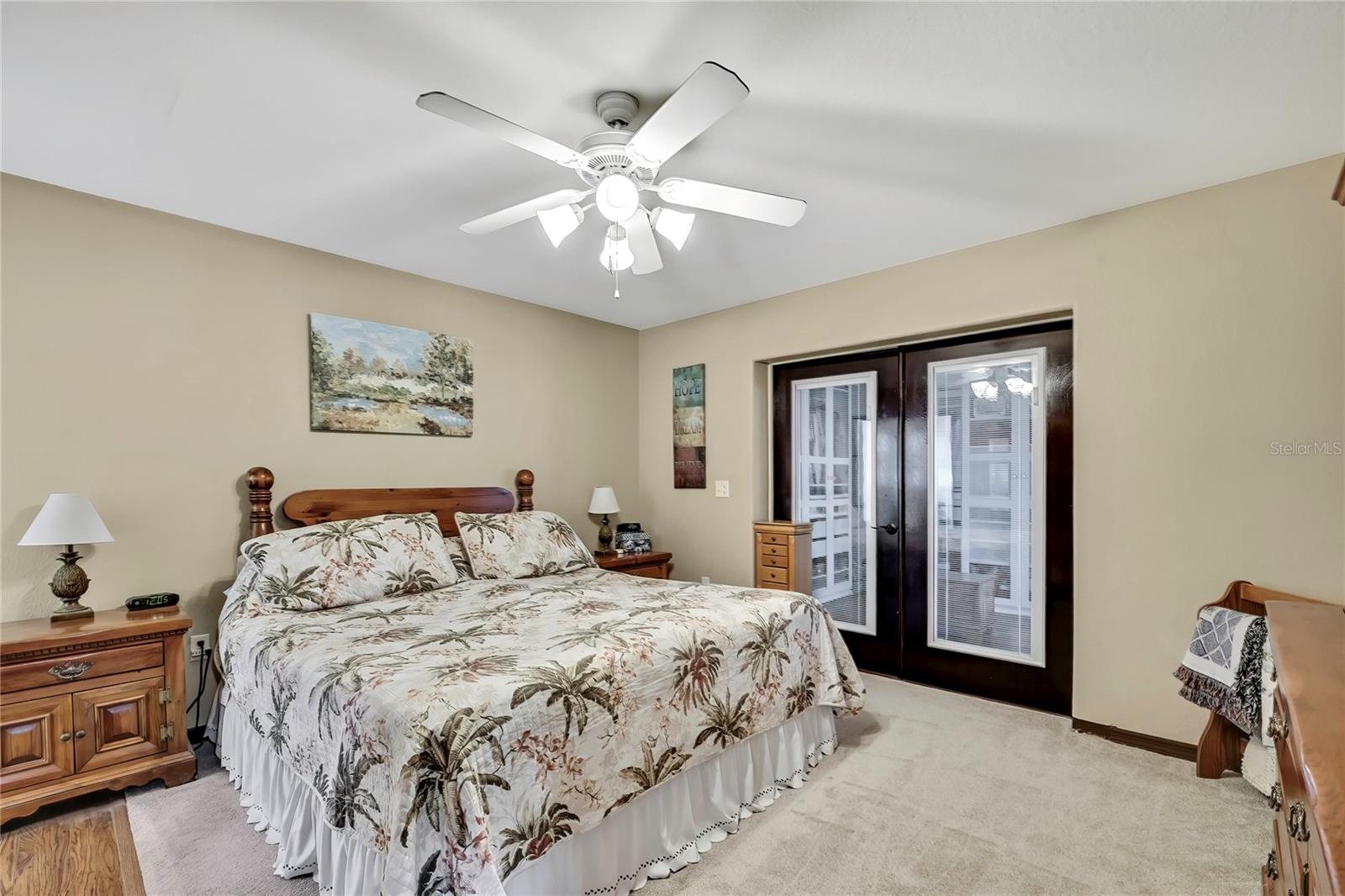 Image 12 of 32 For 7188 Sherman Hills Boulevard