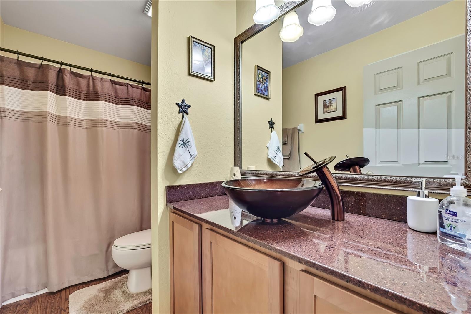 Image 21 of 32 For 7188 Sherman Hills Boulevard