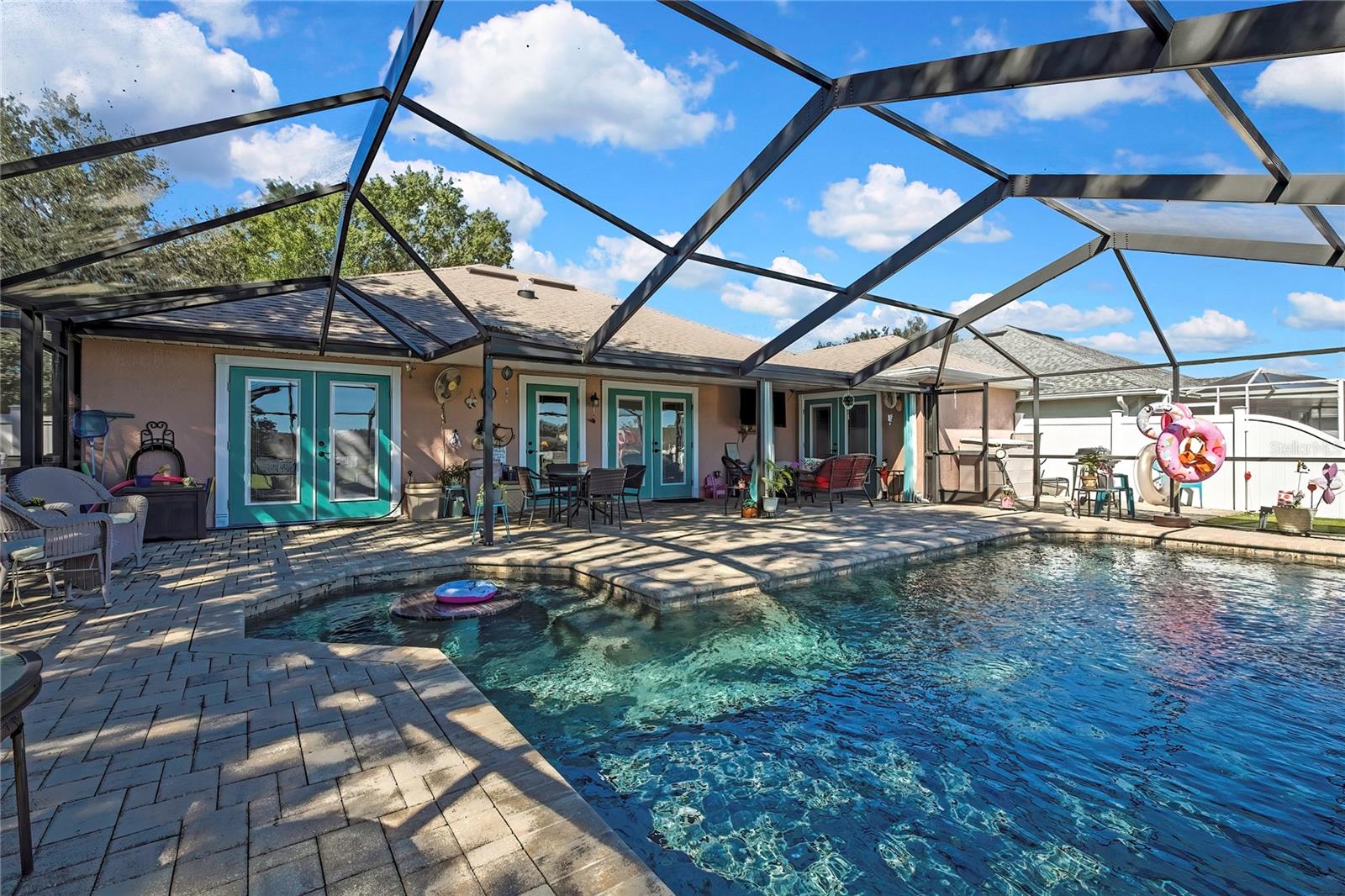 Image 26 of 32 For 7188 Sherman Hills Boulevard