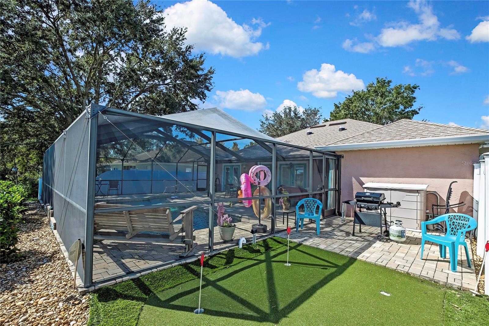 Image 27 of 32 For 7188 Sherman Hills Boulevard