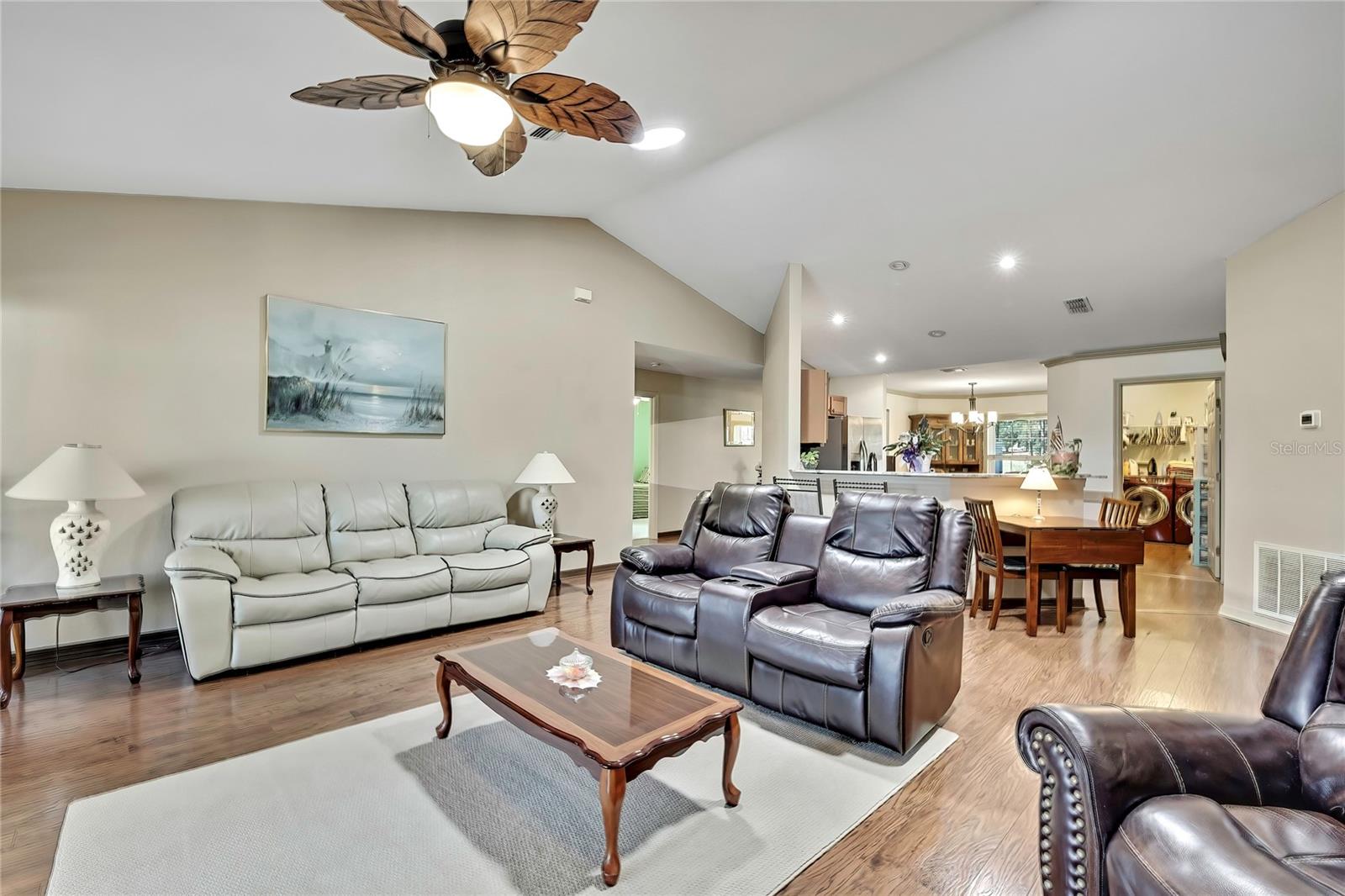 Image 6 of 32 For 7188 Sherman Hills Boulevard