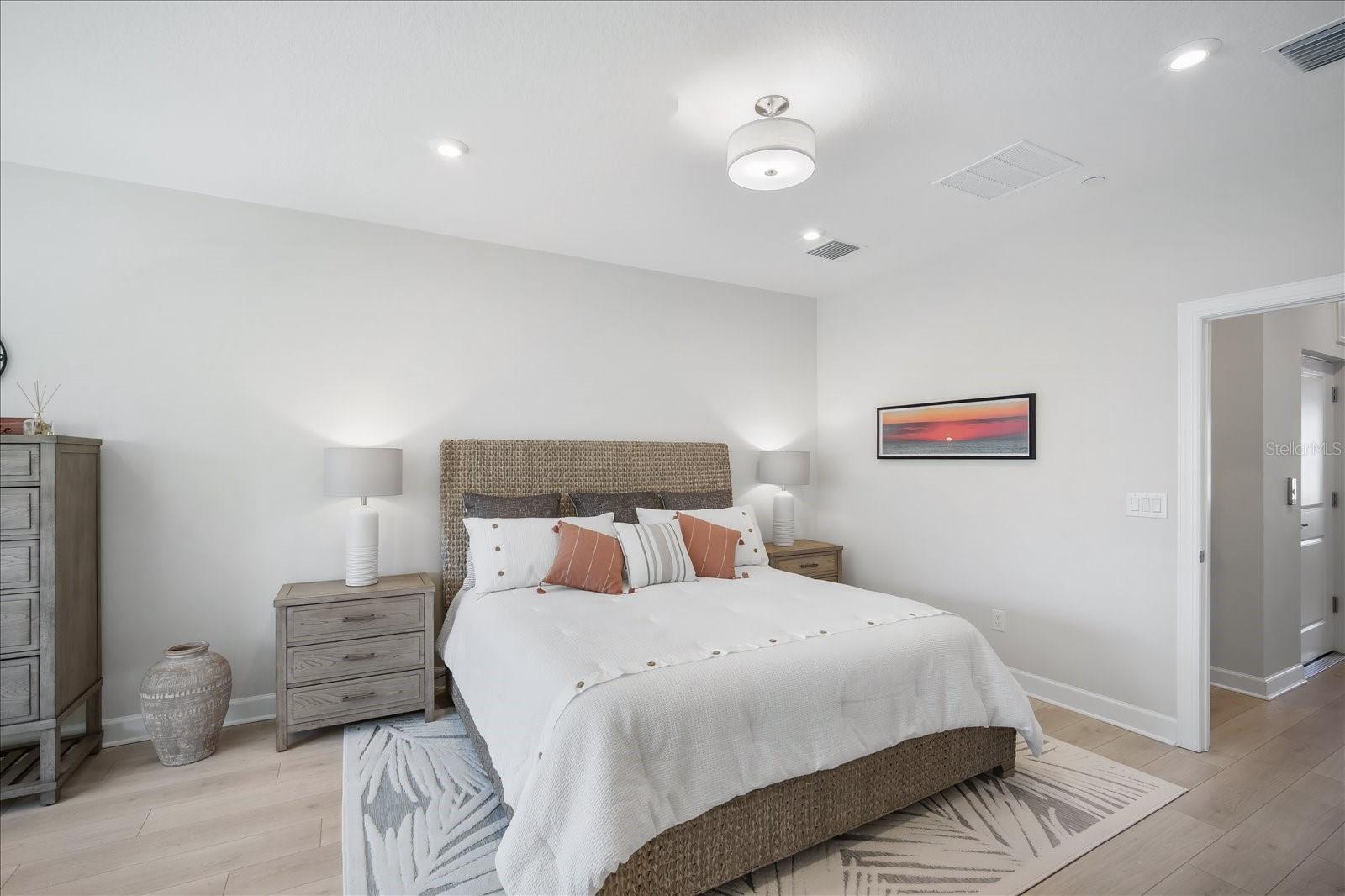 Image 17 of 47 For 2518 Coral Court