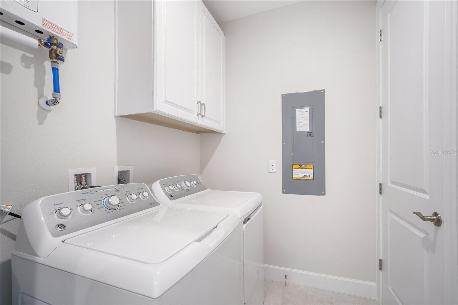 Image 22 of 47 For 2518 Coral Court