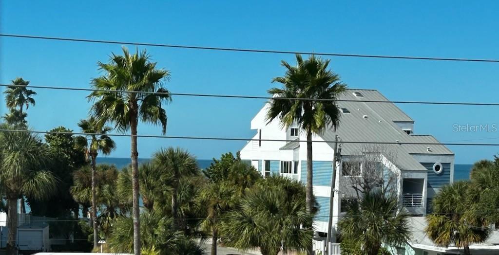 Image 28 of 47 For 2518 Coral Court