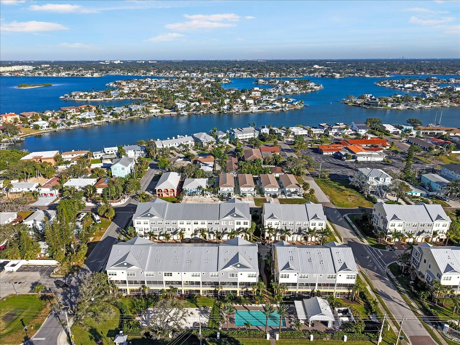 Image 31 of 47 For 2518 Coral Court