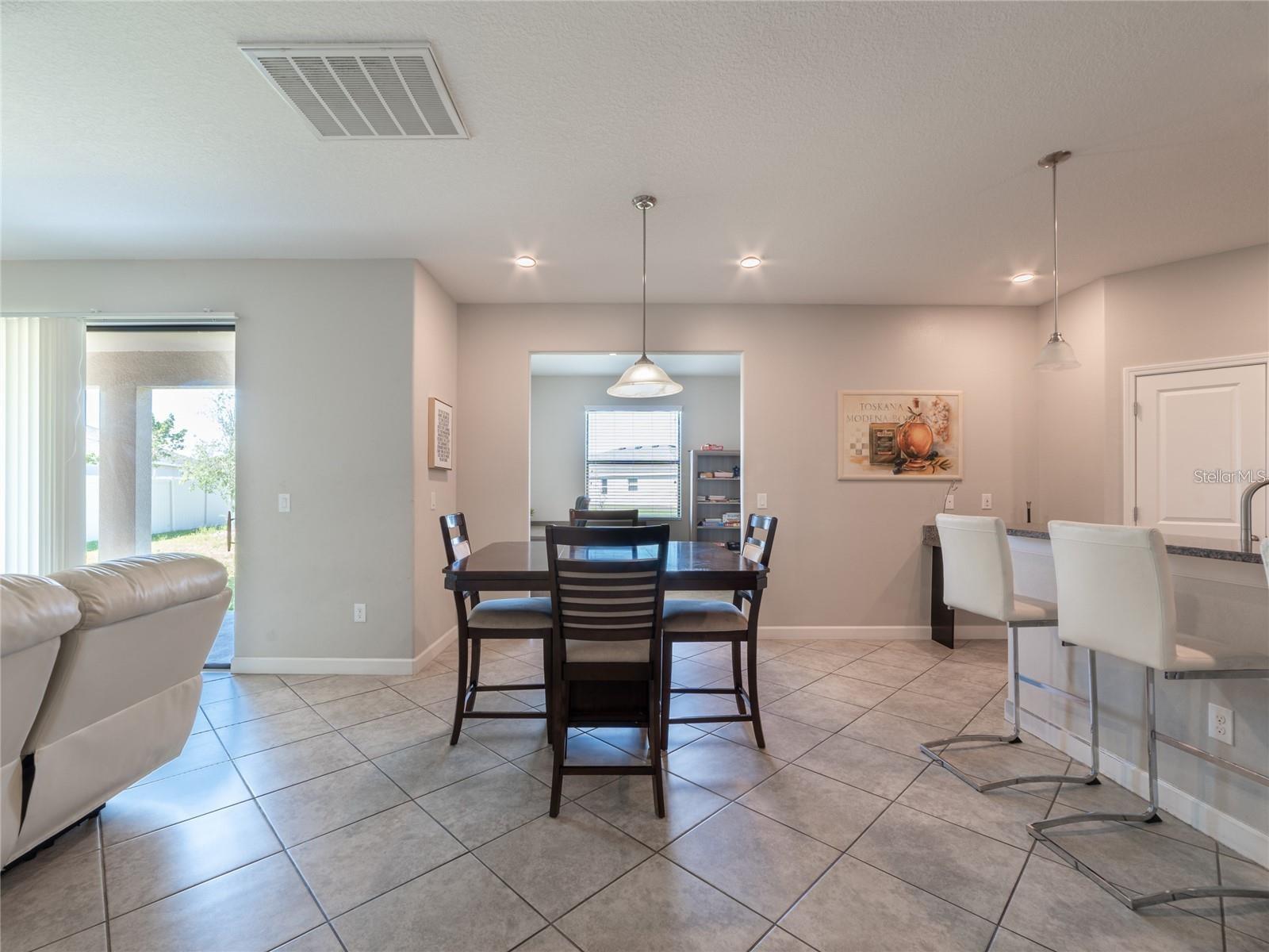 Image 11 of 48 For 5067 Ivory Stone Drive