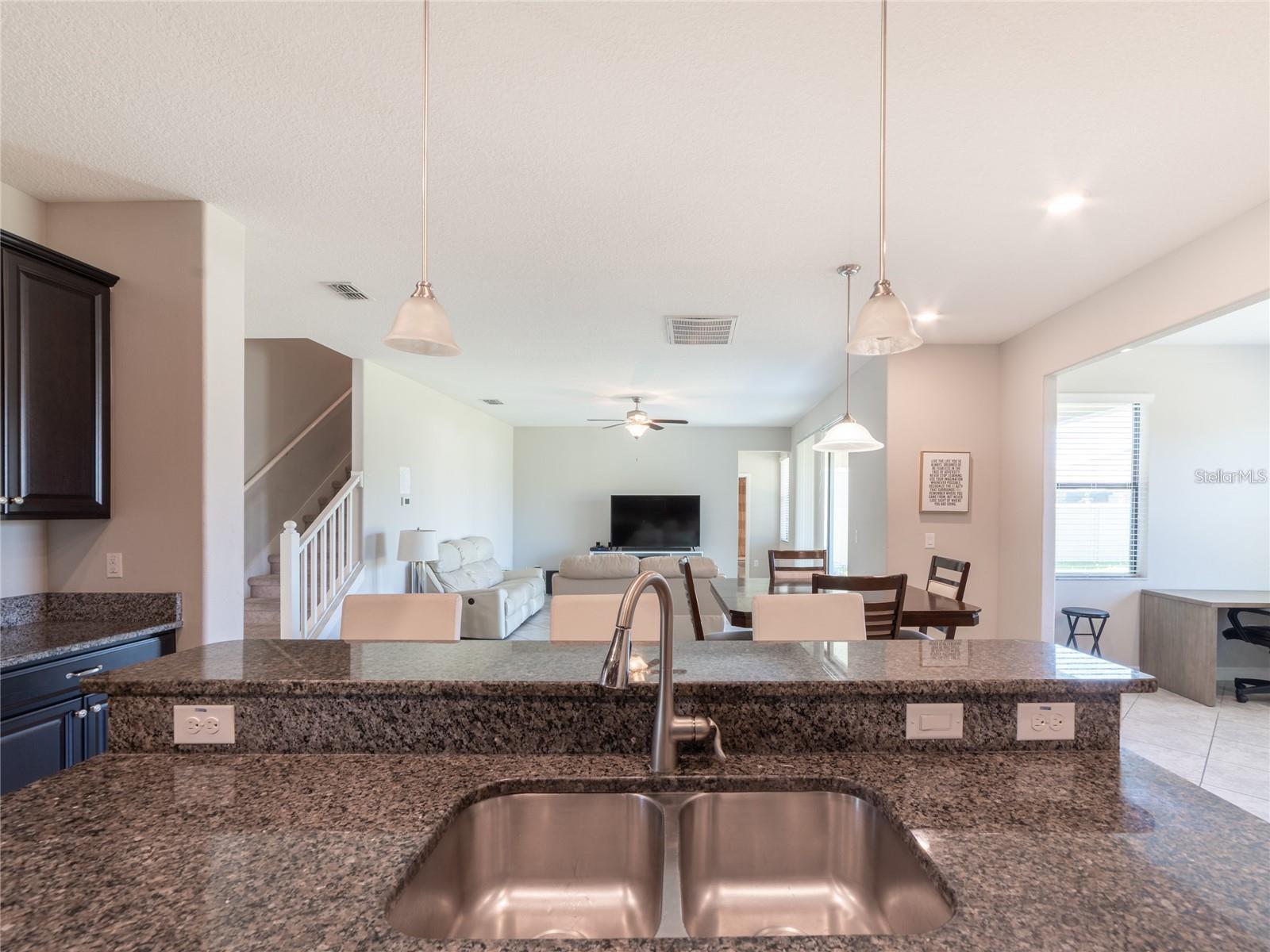 Image 5 of 48 For 5067 Ivory Stone Drive