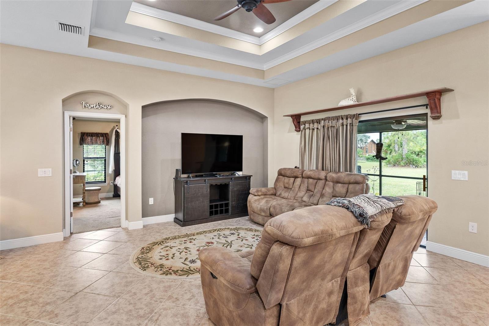 Image 13 of 50 For 8158 Alfred Boulevard