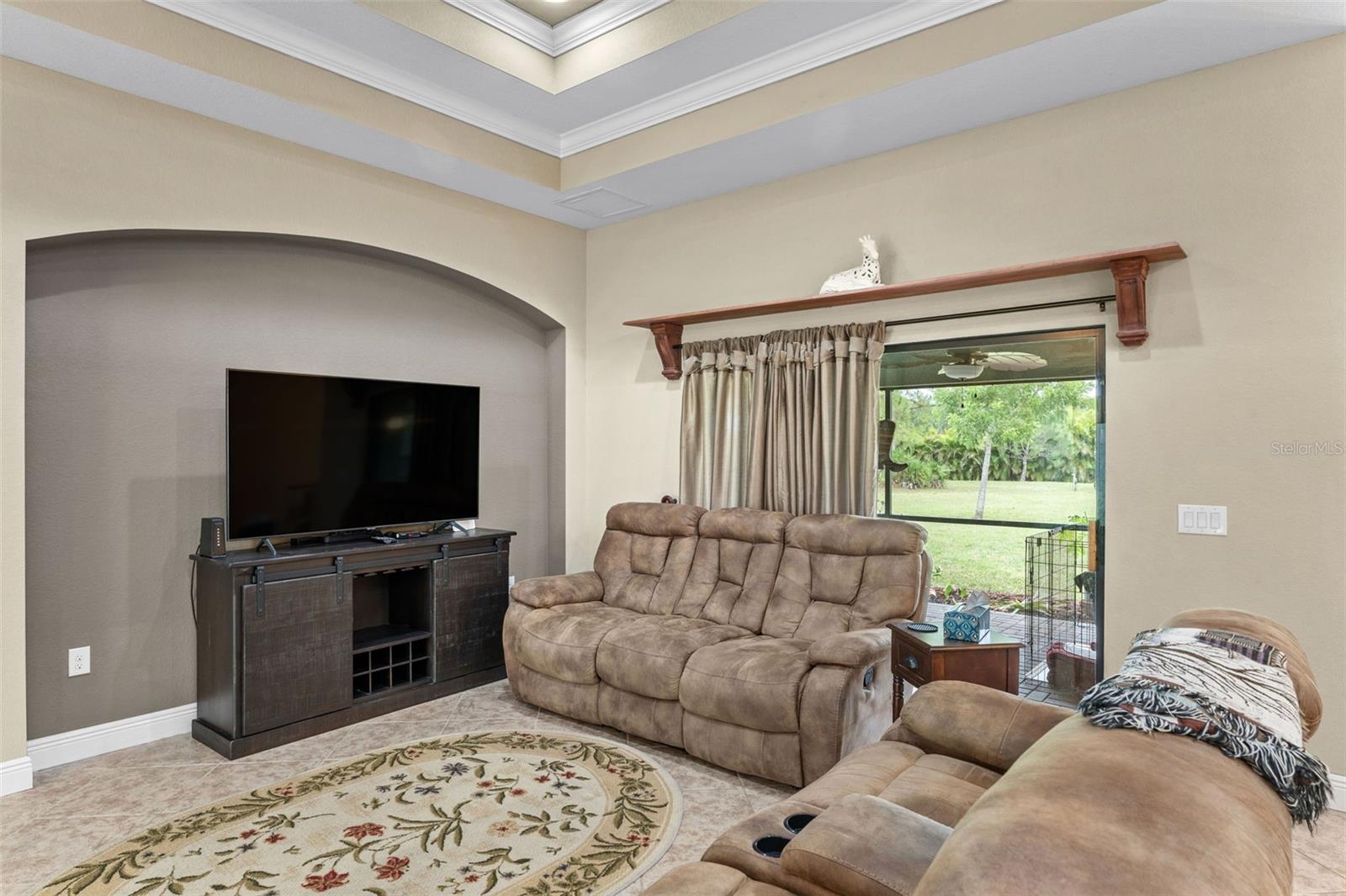 Image 15 of 50 For 8158 Alfred Boulevard