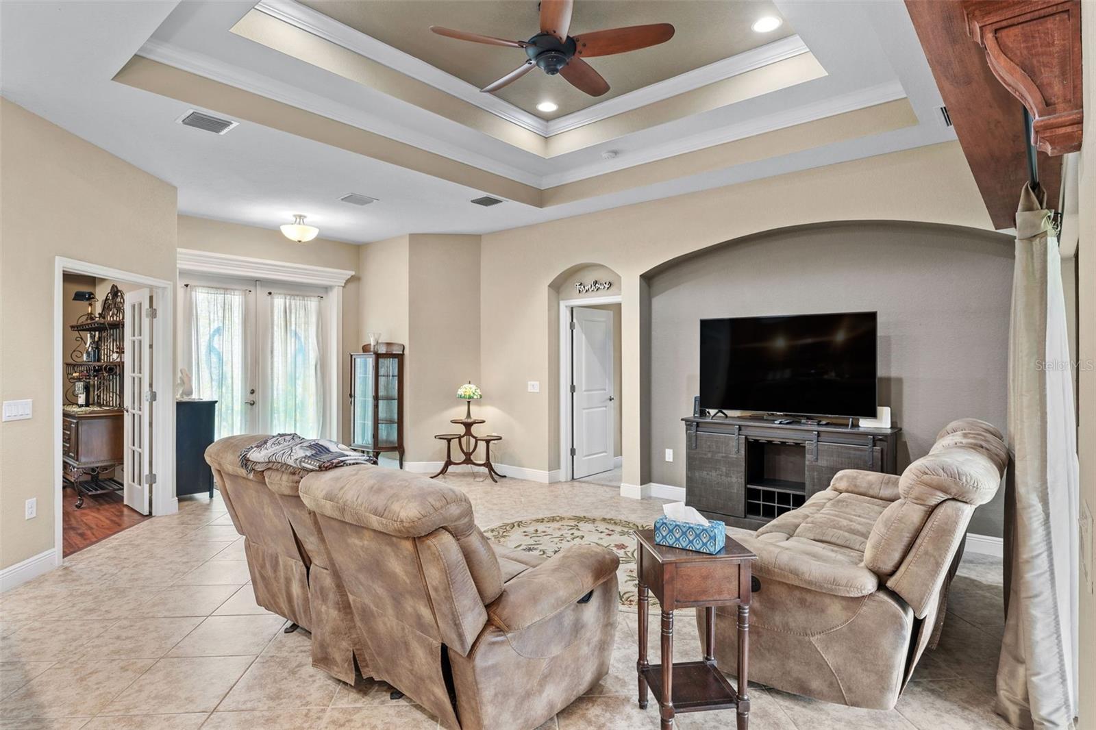 Image 16 of 50 For 8158 Alfred Boulevard